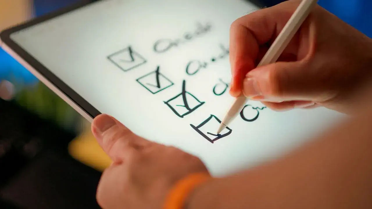 WCAG 2.2 vs WCAG 2.1: What Changed and Why It Matters - Red Surge Technology Blog